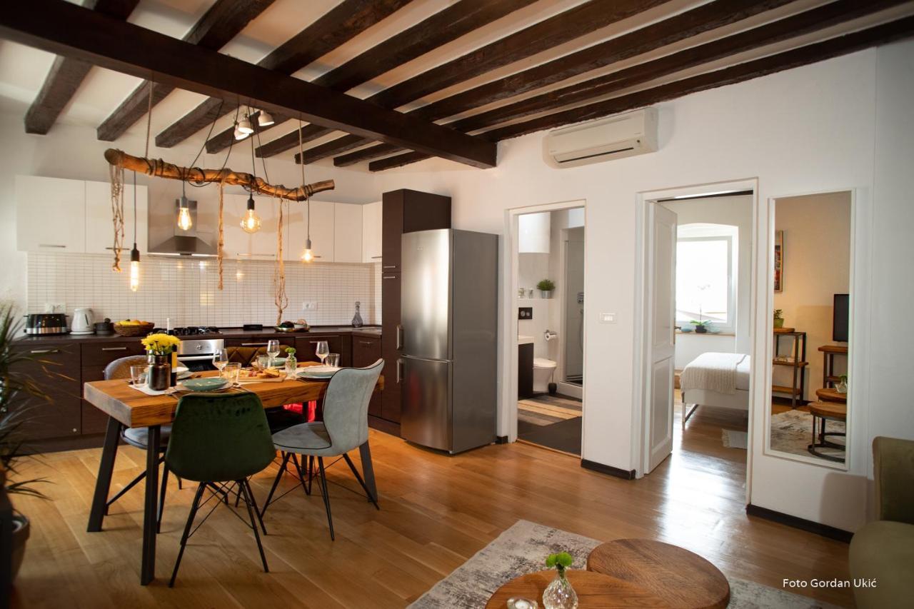 Carera Rovinj Apartment ภายนอก รูปภาพ